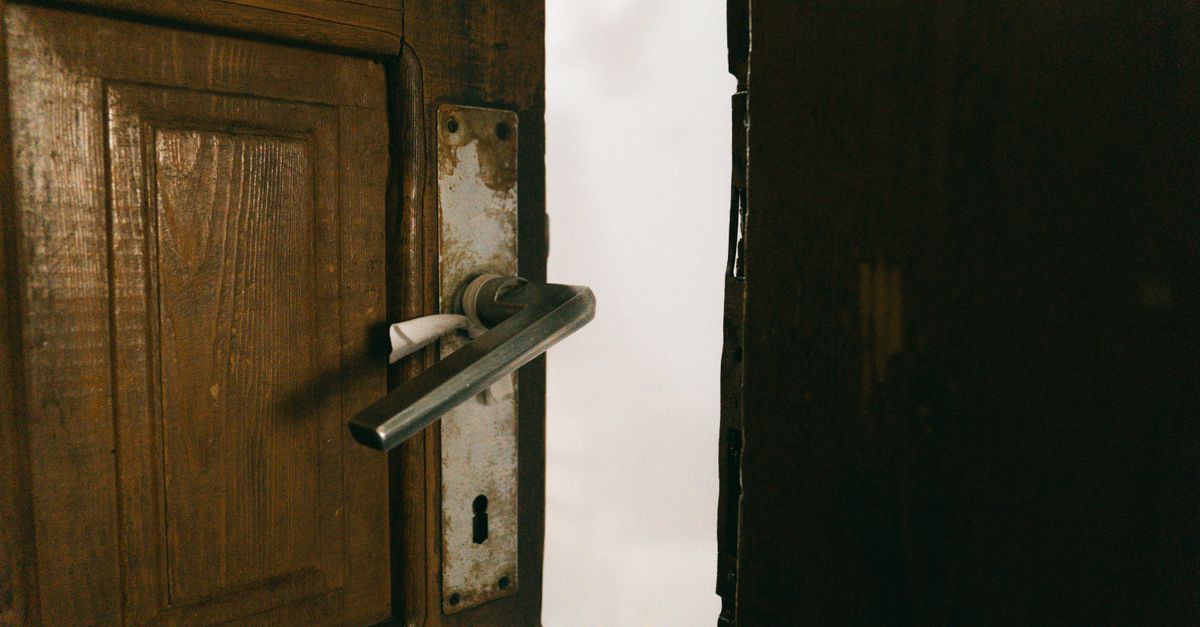 door security hardware — Columbia Locksmith SC
