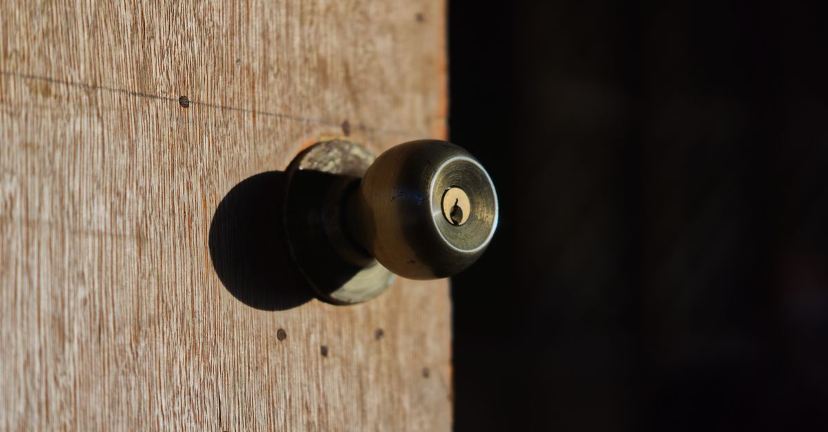 Our House Lockout Service: What Happens from Your First Call to Your Open Door — Columbia Locksmith SC